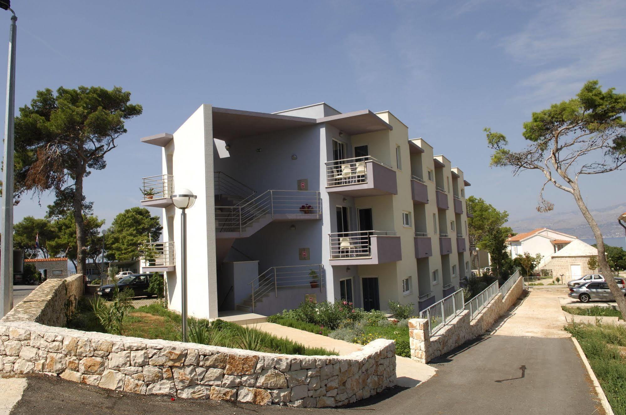 Apartmani Marija Postira Exterior foto
